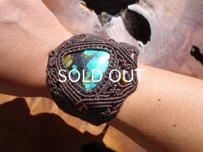 画像7: 自然の加護 ◇ ターコイズ×アンバーブレスレット