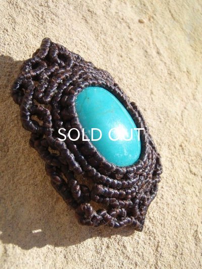 画像4: 自然の加護 ◇ ターコイズの盾・ペンダント