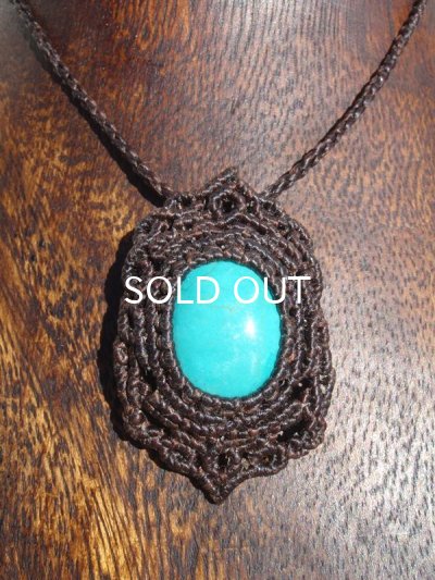 画像7: 自然の加護 ◇ ターコイズの盾・ペンダント