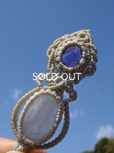 画像11: 感応する潜在意識 ◇ アメジスト×ホワイトラブラドライト・ペンダント