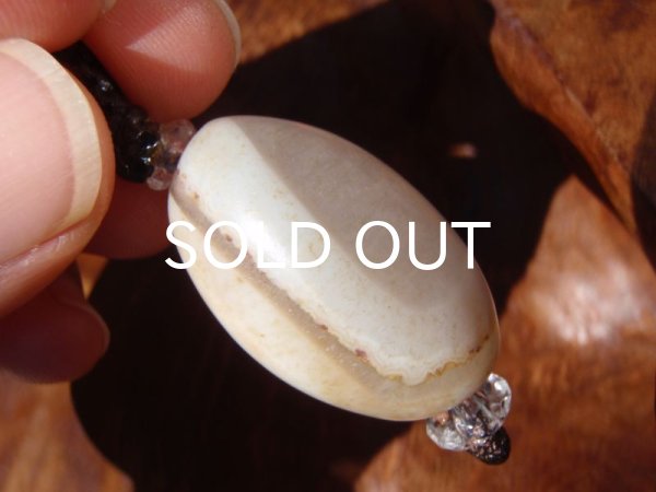 画像5: 目ん玉アゲートペンダントヘッド（ライス） (5)