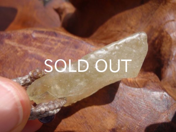 画像4: ◇ リビアングラスペンダントヘッド (4)