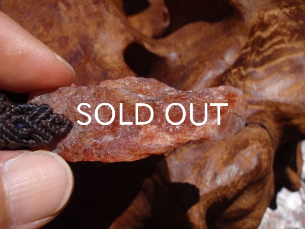 画像4: サンストーン原石ペンダントヘッド (4)