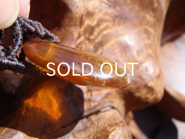 画像8: ミャンマー産アンバーペンダントヘッド (8)