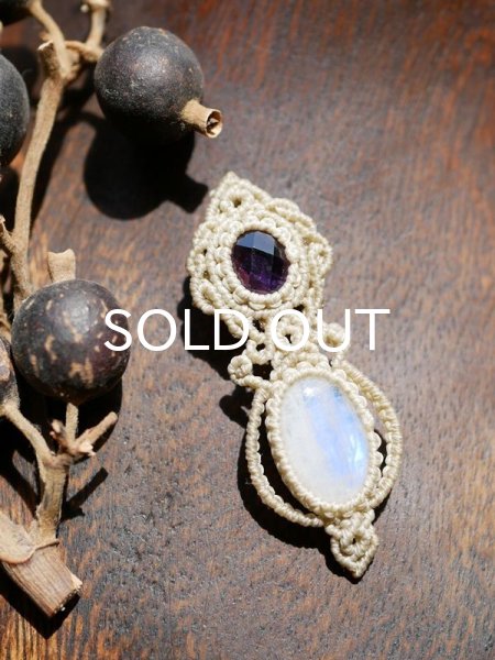 画像2: 感応する潜在意識 ◇ アメジスト×ホワイトラブラドライト・ペンダント (2)