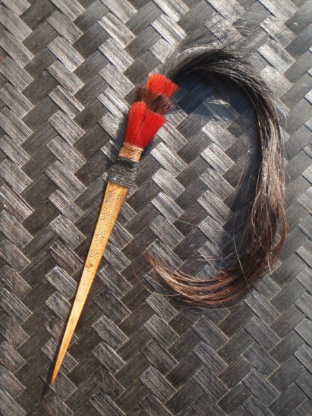 画像1: ナガ族、馬の毛つきかんざし (1)
